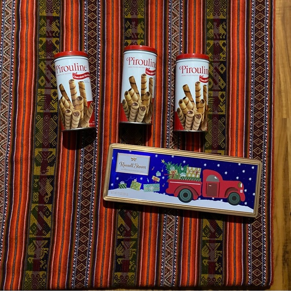 Storage and gift tins (4 total) Assorted Size, Brands, and Shapes - Picture 3 of 14